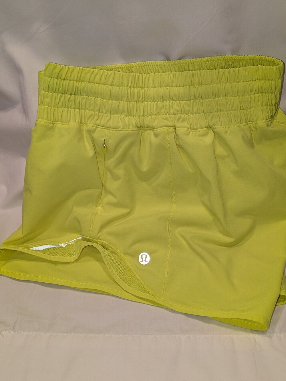 Women's Lululemon athletic Neon Yellow Run Short Size 6